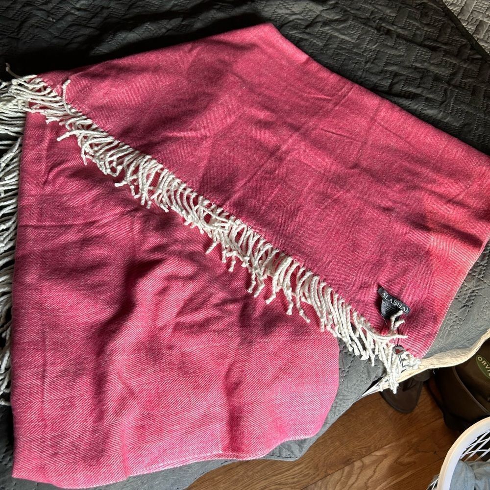 Alashan Adirondack herringbone Cotton blend Throw Blanket pink nwt